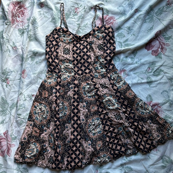 Aeropostale Dresses & Skirts - Paisley mini dress, smocked back, spaghetti strap, by Aeropostale, Size XS
